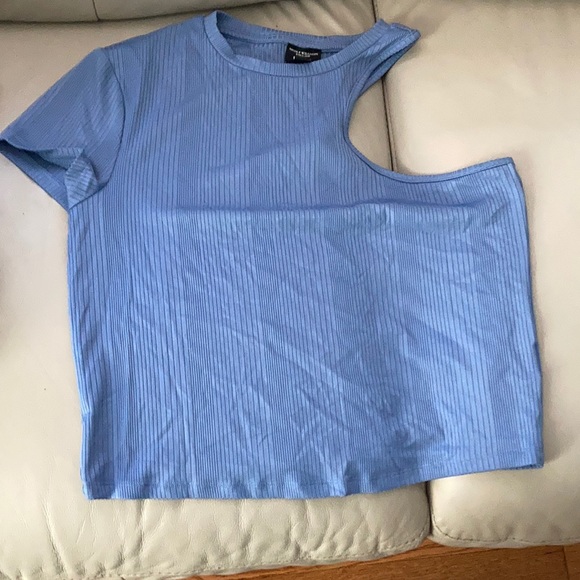 Top - Picture 1 of 3